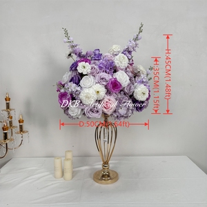 Boule de fleurs de luxe en soie moderne de 50 cm, de couleur violette, pour décoration de fête ou d'événement. - Product Image 2