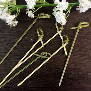 Natural Material Fruit Pick Fancy Toothpicks for Appetizers, Decorative Skewers for Appetizers Drinks Party Fruit - Product Image 3