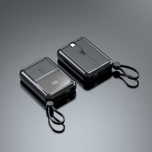 Batteries externes à charge rapide grande capacité 10000mAh PD22.5W avec écran LCD et câbles pour utilisation en extérieur - Product Image 1