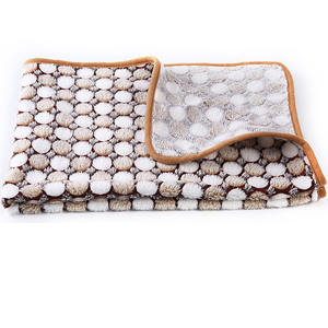 Manta para perro Fluffyet de gran stock, manta suave y cálida con estampado de pata multicolor para mascotas, venta al por mayor, alfombrilla para perro de felpa suave, manta para pata - Product Image 2