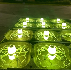 MMC Merk Promoties LED Drone Handelsbeurs Licht Drone Show Lichtsysteem Kit <span class=keywords><strong>100</strong></span> Drones voor Verlichting - Product Image 2