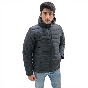 Chaqueta de Plumón con Capucha Negra para Hombre, Chaqueta Informal con Cierre de Cremallera, Corte Regular, Color Sólido, Ropa Exterior de Poliéster - Product Image 1