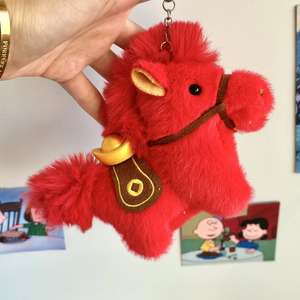 Niedlicher Plüsch-Schlüsselanhänger zum Jahr des Pferdes, Cartoon-Taschenanhänger, Weiches Stofftier, Trendiges Neujahrsgeschenk, Festliche Dekoration, Großhandel - Product Image 5
