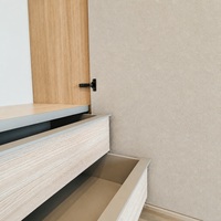 Porte de placard en cuir 3-en-1 pour placard en cuir et aluminium, cadre de lit en cuir stratifié de luxe, placard à six portes