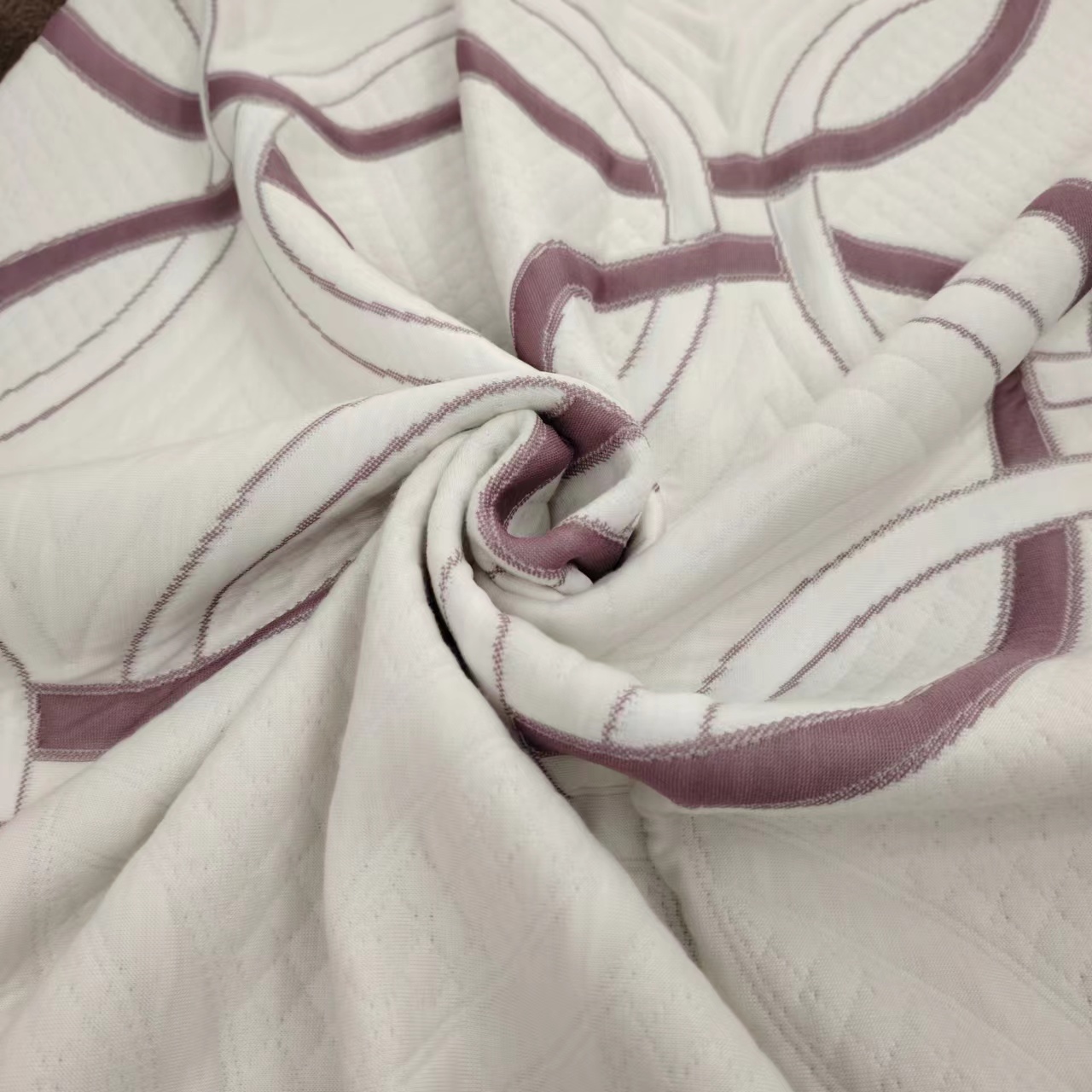 Latest Design Polyester Filled High Quality Soft Mattress Fabric Customizable