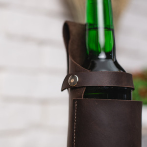 Porte-bière en cuir PU à porter à la taille, étui pour canette, étui pour tasse isotherme, sac de rangement portable pour bouteilles de soda et bière à porter à la taille pour l'extérieur - Product Image 3