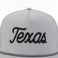Gorras Deportivas de Nylon de Secado Rápido con Bordado 3D Personalizado al por Mayor, Gorras de Golf con Orificios Cortados con Láser, Visera Precurvada y Cierre a Presión