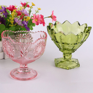 Tazas <span class=keywords><strong>de</strong></span> helado <span class=keywords><strong>de</strong></span> vidrio Sundae grabadas con pie Stock Batido Postre Leche Soda Tazón <span class=keywords><strong>de</strong></span> helado <span class=keywords><strong>de</strong></span> vidrio transparente - Product Image 3
