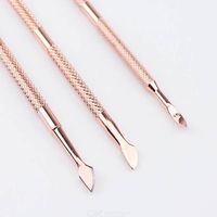 Kit d'outils de manucure et pédicure portable en acier inoxydable de luxe 3 en 1 : cuillère à cuticules, pousse-cuticules, coupe-ongles