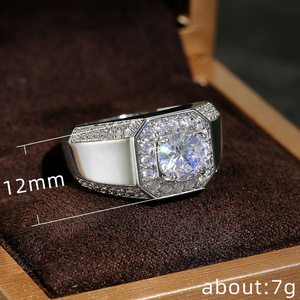 Anello da Uomo dal Design Classico, Stile Elegante - Product Image 5