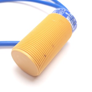 Capteur de proximité capacitif Plc BC10-S30-Y0X 1-10mm 8.2VDC <span class=keywords><strong>M30</strong></span> 0.5m 4 broches - Product Image 3