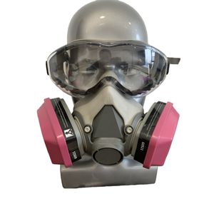 Hochwertige Halbgesichts-Gasmaske mit zwei austauschbaren Filtern, 3D-Staubschutz, zum günstigen Preis - Product Image 2