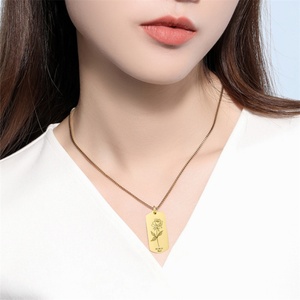 Collier personnalisé DIY en acier inoxydable avec fleur de naissance et signe astrologique pour femmes - Product Image 6