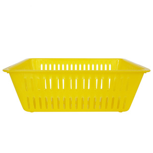 ตะกร้าใส่เหรียญพลาสติกสีเหลือง ขนาด 16 ซม. x 11 ซม. x 5.5 ซม. สำหรับเก็บโทเค็นในห้องเกมอาร์เคด - Product Image 1