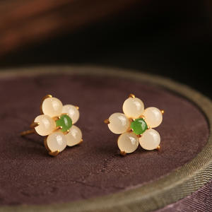 Boucles d'oreilles en jade <span class=keywords><strong>de</strong></span> Hetian haut <span class=keywords><strong>de</strong></span> gamme, motif fleur <span class=keywords><strong>de</strong></span> pêcher, pour femmes - Product Image 1