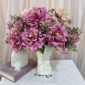 Bouquet de pivoines artificielles Queyiyi en soie, réaliste, pour mariage et décoration intérieure, arrangement de pivoines à 7 tiges - Product Image 4