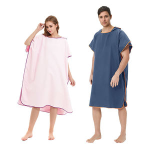 Accappatoio da Spiaggia con Cappuccio in Microfibra, Poncho ad Asciugatura Rapida con Bottoni Laterali, Asciugamano con Cappuccio Assorbente per Nuoto - Product Image 1