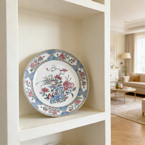 Piatto Decorativo Vintage in Ceramica con Uccelli e Peonie, Piatto da Parete Floreale Famille Rose, Decorazione Murale Moderna, Regalo Unico per le Feste - Product Image 3