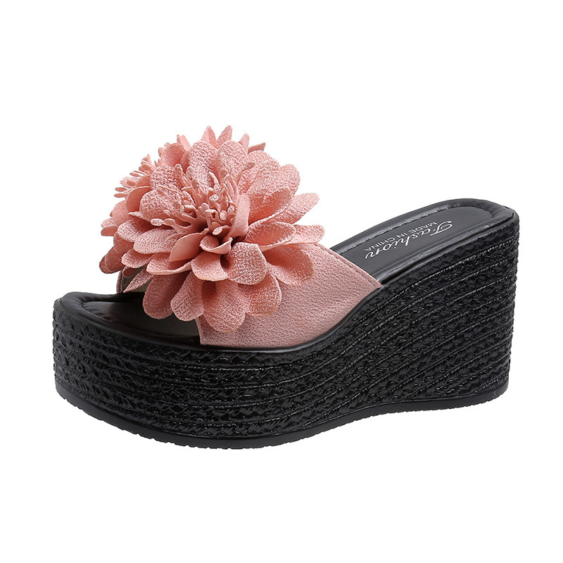 summer collection for women 2025 shoes or slippers