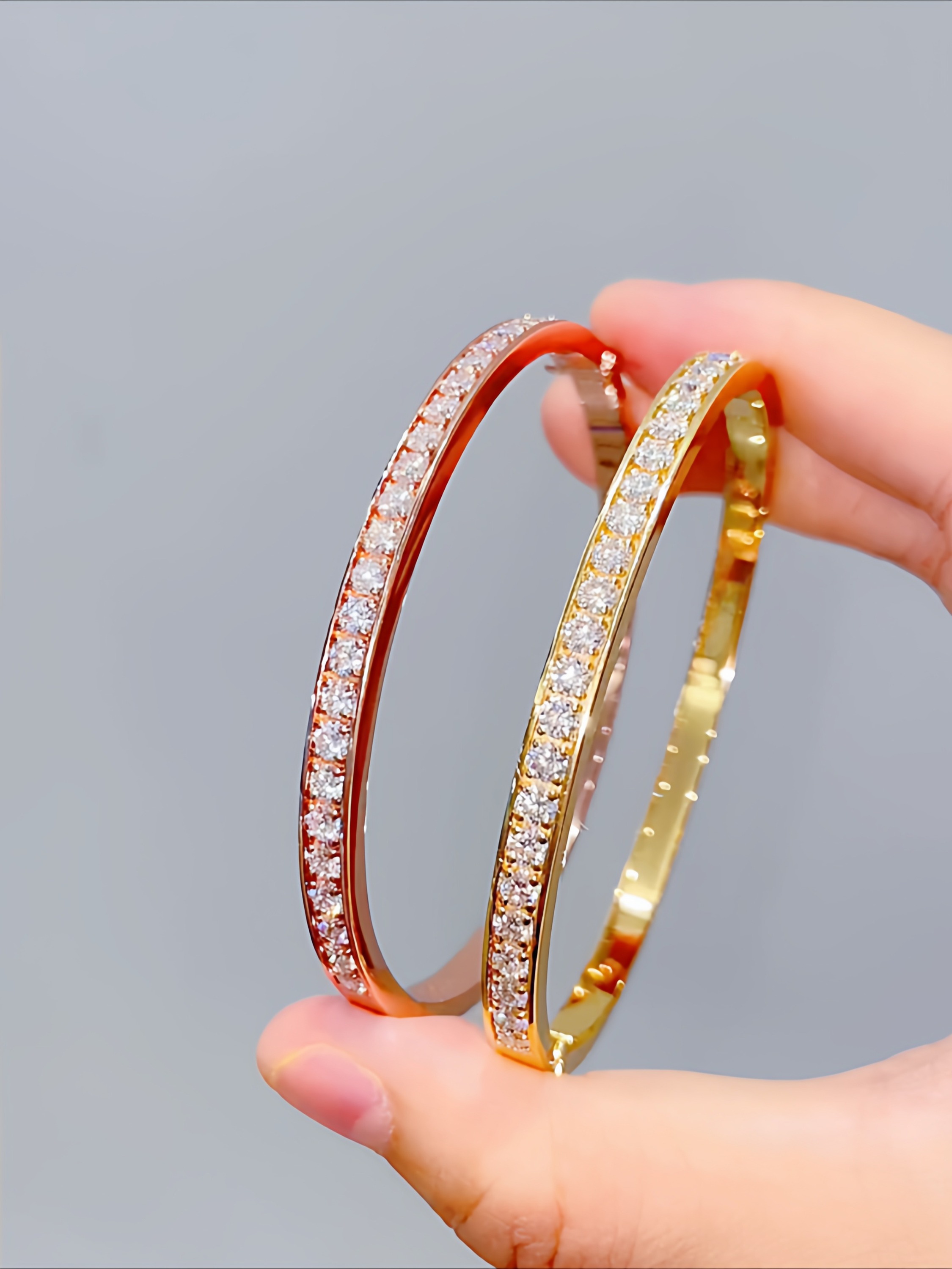 Bracelet jonc en or pur 18 carats