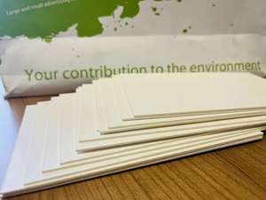 Chaise et table en <span class=keywords><strong>carton</strong></span> recyclé, meubles en <span class=keywords><strong>carton</strong></span> ondulé | Plaques en <span class=keywords><strong>carton</strong></span> alvéolé en gros pour la vente en gros de miel d'abeille - Product Image 4