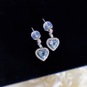 Xinfy Or blanc 18 carats avec <span class=keywords><strong>aigue</strong></span>-<span class=keywords><strong>marine</strong></span> et <span class=keywords><strong>clou</strong></span> <span class=keywords><strong>d</strong></span>'<span class=keywords><strong>oreille</strong></span> en diamant - Product Image 5