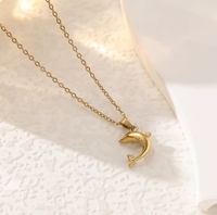 Collier pendentif dauphin en acier inoxydable pour femme Chaîne de pull en forme de couronne argentée et dorée