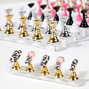 Soporte magnético profesional para <span class=keywords><strong>uñas</strong></span>, 5 uds., soporte de exhibición de cristal acrílico para práctica de Arte de <span class=keywords><strong>uñas</strong></span>, estante de exhibición de esmalte de 4 colores - Product Image 5