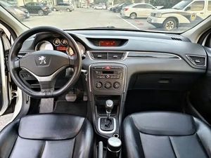 Personalización Interior, <span class=keywords><strong>Peugeot</strong></span> 308 2014 2015 2016 Gasolina, Autos Usados en Buen Estado, Económicos y Muy <span class=keywords><strong>Baratos</strong></span> - Product Image 3