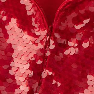 กระโปรงยาวทรงตรงสีแดงประดับเลื่อมวิบวับ ดีไซน์ใหม่ล่าสุด แฟชั่นระดับไฮเอนด์ ผ่าหลัง - Product Image 3