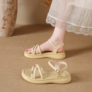 Sandales romaines à semelle épaisse pour femme, style féerique, nouvelle collection été 2025, fermeture à boucle solide, semelle souple et confortable pour la plage - Product Image 4