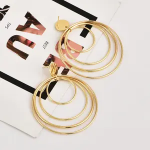 الجملة النساء دبي الذهب العلامة التجارية مجوهرات الأذن حلقان على شكل أساور