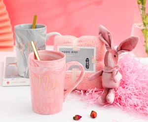 Artículos de Venta Rápida: Hermosa Taza Alta de Cerámica Rosa con Cuchara, Osito de Peluche o Conejo de Peluche para Regalos de Boda Personalizados - Product Image 3