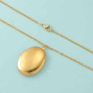 Bán Buôn Thép Không Gỉ Ảnh Mề Đay Đồ Trang Sức Vòng Cổ Trống Hình Bầu Dục Mặt Dây Chuyền Vòng Cổ 18K Mạ Vàng Hợp Thời Trang Vòng Cổ Cho Món Quà Tự Làm - Product Image 5