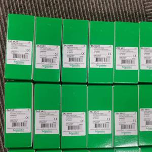 Schneider LXM32MD30N4 Thermal Overload <b>Relay</b> 2-4A 250V AC Electromechanical Protection <b>Relay</b> - Product Image 1