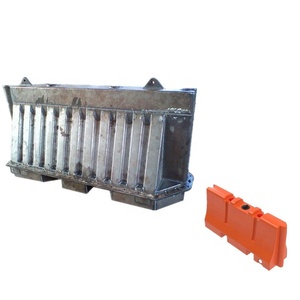 Barreras de plástico para carreteras <span class=keywords><strong>Mold</strong></span> <span class=keywords><strong>Company</strong></span> - Product Image 1