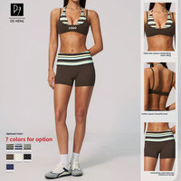 Nouvelle conception, ensemble 2 pièces de fitness pour femmes : soutiens-gorge carrés sans dos à blocs de couleur personnalisés et shorts de yoga froncés aux fesses