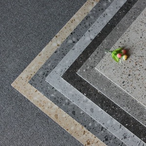 Carrelage en terrazzo avec des éclats de pierre naturelle <span class=keywords><strong>gris</strong></span> et blanc, idéal pour le sol de cuisine moderne et les murs de salle de bain - Product Image 4