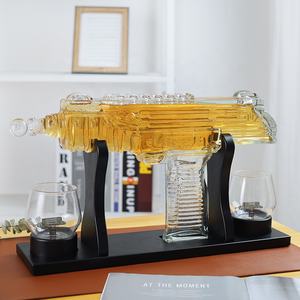 2023 chaud créatif fait à la main verre whisky carafes <span class=keywords><strong>Ak47</strong></span> pistolet forme verre <span class=keywords><strong>bouteille</strong></span> de vin whisky carafe ensemble - Product Image 2