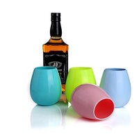 Logo personalizzato colore intenso riutilizzabile flessibile uso conveniente bicchiere da birra infrangibile bicchieri da vino in Silicone per il campeggio