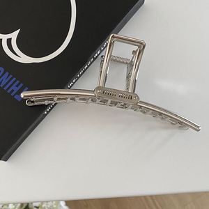 New Arrival Women's Metal Letter Claw <b>Clip</b> Thick Hair Back-of-Head <b>Clip</b> High-End Chic Niche Design Shark Handmade <b>Clip</b> Gift - Product Image 5