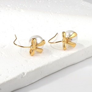 Pendientes Clásicos de Perlas con Lazo, Chapados en Oro de 18K, Joyería de Moda Vintage, Regalo Encantador para Fiestas, Bodas, para Hombre y Mujer - Product Image 3