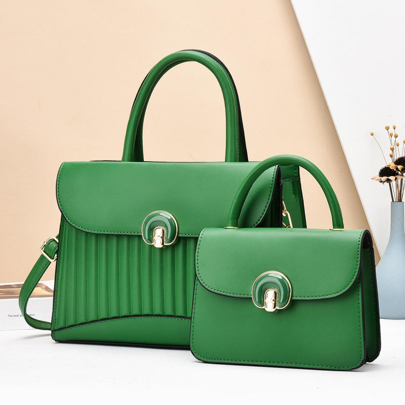 Green - length 30 width 11 height 21