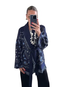 أزياء شرابة كاجو الأزهار الخامس الرقبة المرأة سترة معطف الخريف - Product Image 1