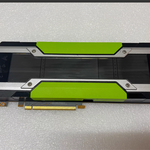 Carte GPU serveur P100 16 Go HBM2 pour l'apprentissage profond de l'IA et les centres de données - Product Image 4