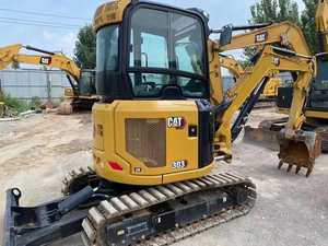 Excavatrice sur chenilles Caterpillar CAT303 d'occasion, 3 tonnes, certifiée CE, mini-pelle avec moteur Cummins, pompe à engrenages, bonnes performances de travail - Product Image 3