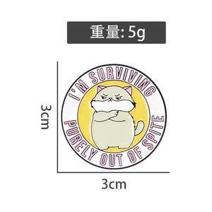 Épinglette en alliage de zinc à thème fruité, humoristique et sarcastique, avec l'inscription 'Tsundere : <span class=keywords><strong>Je</strong></span> survie purement par réflexion', pour sac à dos et revers, idéale comme cadeau - Product Image 5