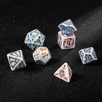 Jeu de dés polyédriques squelette gothique 7 pièces, dés en os de Nécromant pour jeux de rôle sur table à thème horrifique et accessoire de jeu de rôle