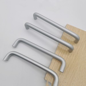 Pegangan furnitur tarik kabinet dapur aluminium
