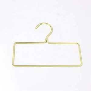<span class=keywords><strong>Cintre</strong></span> carré en métal pour la maison avec écharpe et cravate pour sous-vêtements et pantalons pour garde-robe ou salle de bain - Product Image 6